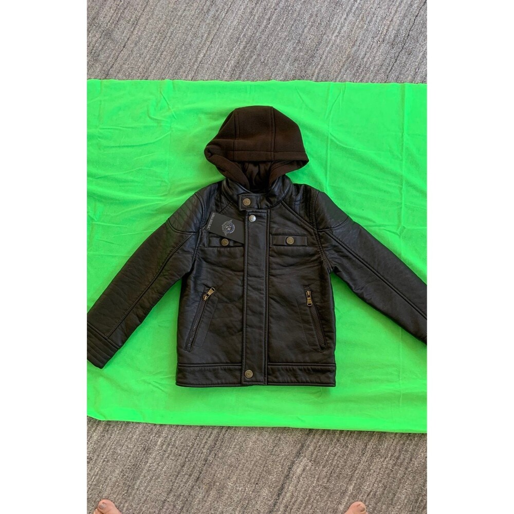 Boys jacket size 5-6 new with a tag